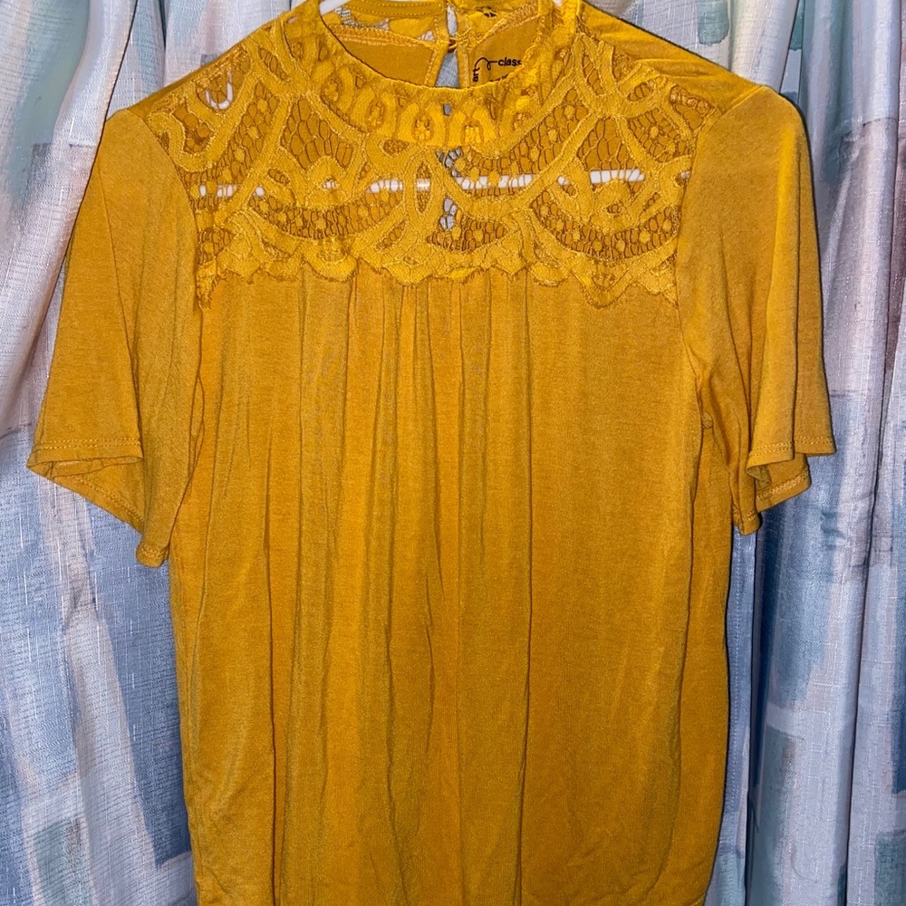 yellow halter top